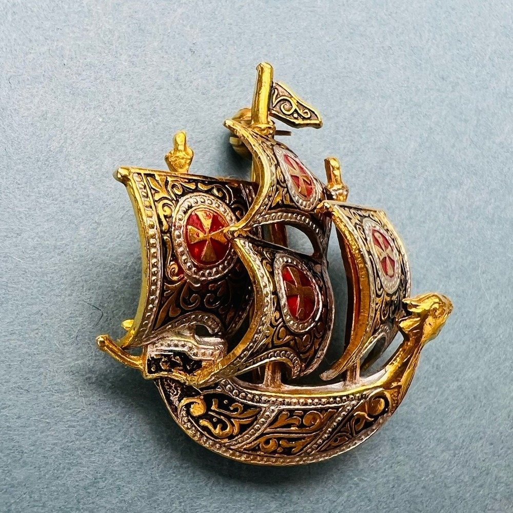 Vintage Damascene Galleon Ship 50s Gold Tone Brooch Spanish Crafted Toledo Spain